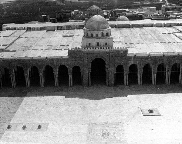 Tunisie Mosquée Ez-Zeintouna