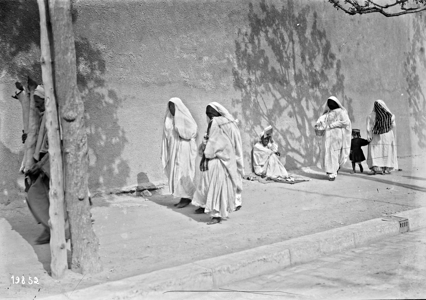 femmes tunisiennes en 1912