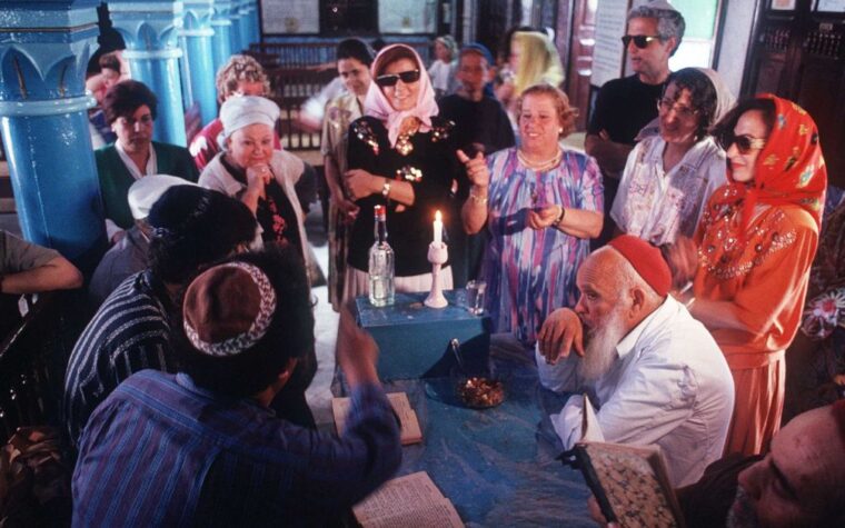 Juifs de Tunisie à la synagogue de Djerba